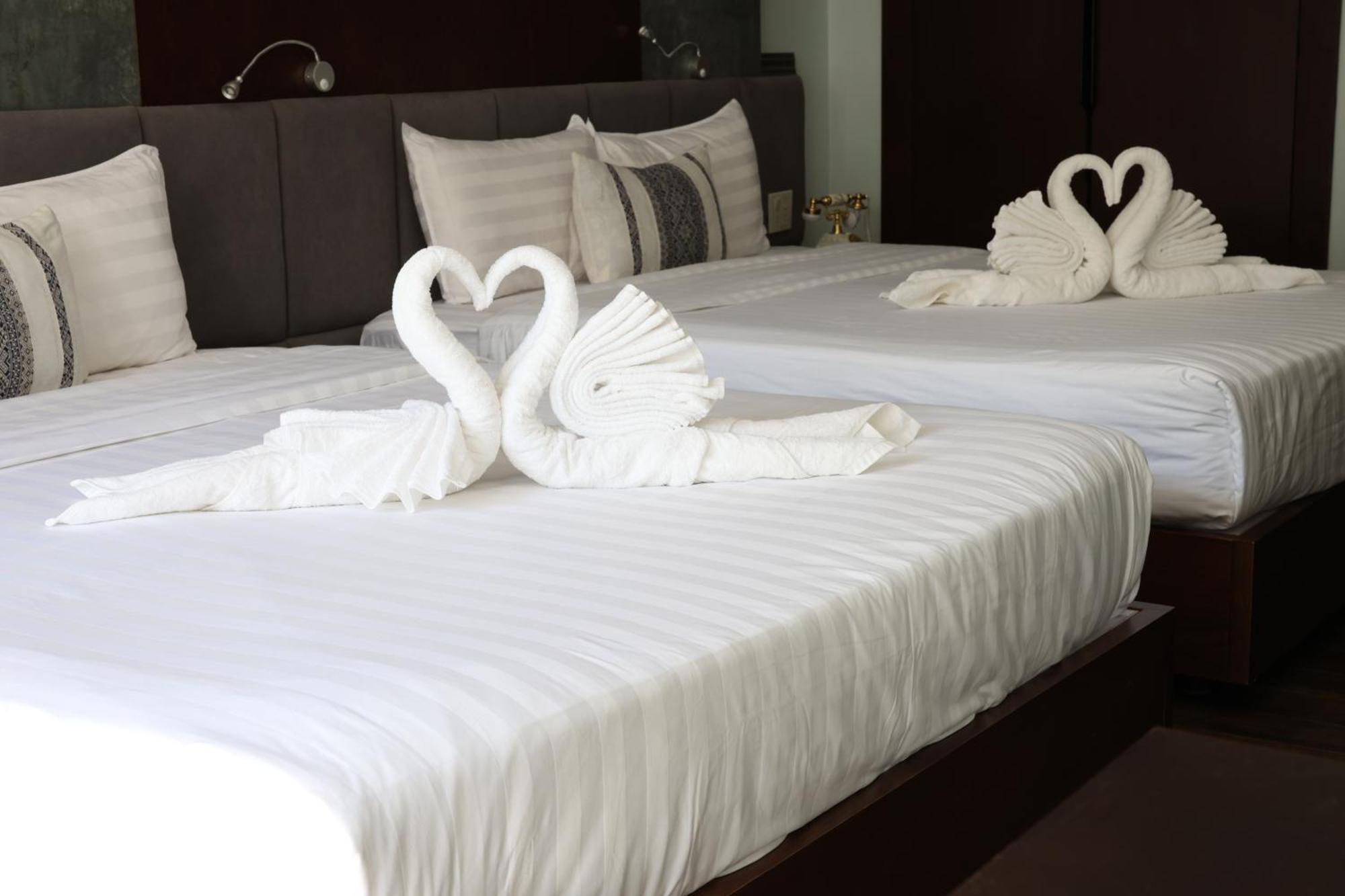 ซันไรส์ การ์เดน เฮาส์ - หลวงพระบาง Hotel ภายนอก รูปภาพ