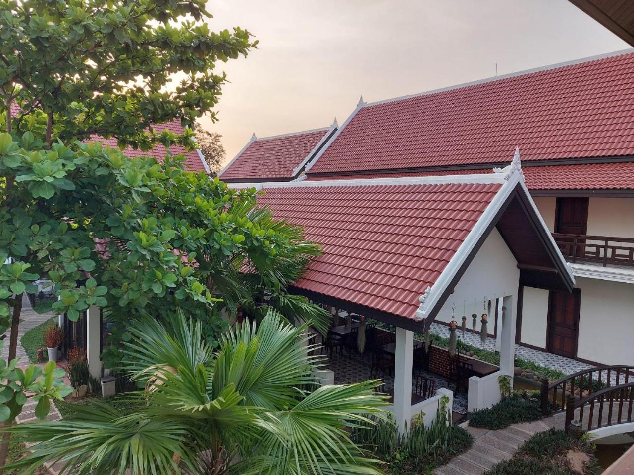 ซันไรส์ การ์เดน เฮาส์ - หลวงพระบาง Hotel ภายนอก รูปภาพ